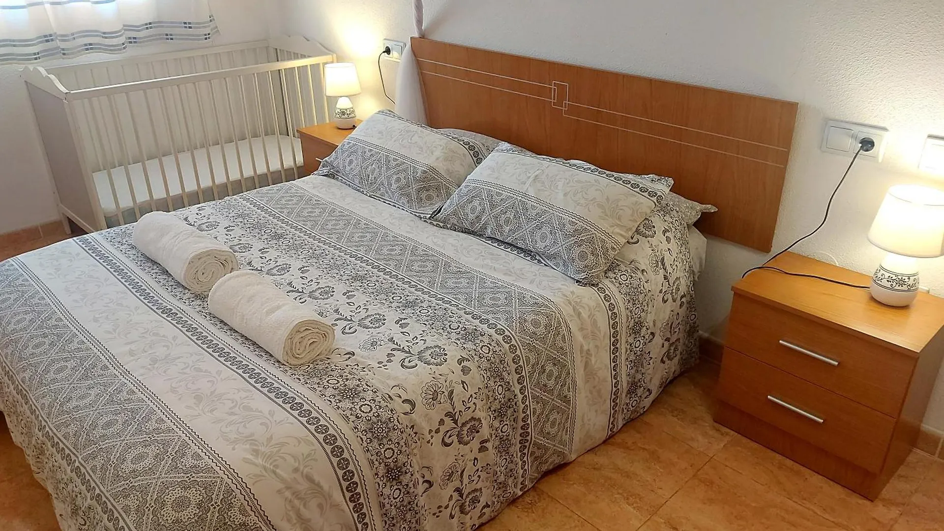 Apartamento El Ingenio Con Balcon Y Aparcamiento En Almeria - Alborania Apartment 0*,